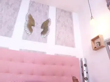 Chaturbate Watch Live Sex Cams of zhamira_21