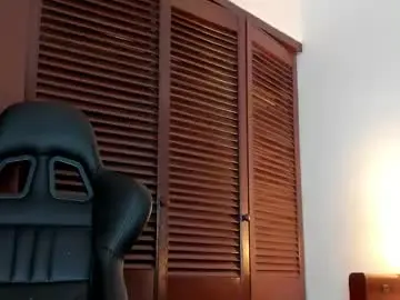 Chaturbate Adult Video Chat of andykings_1