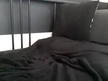 Chaturbate Free Porn Cam of apollobest77