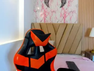 Chaturbate Watch Live Sex Cams of thais_kim