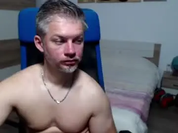 Chaturbate Live Sex Cam of robbyshawz