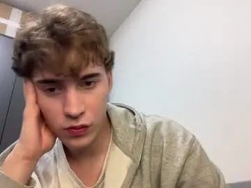 Chaturbate Nude Webcam of kevin_martin8
