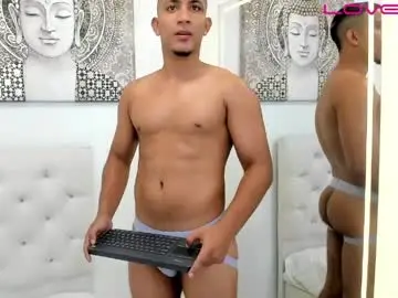 Chaturbate Watch Live Sex Cams of chris_arthus