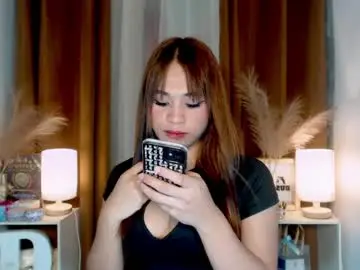 Chaturbate Free Porn Cam of hoelymarie