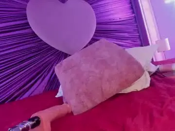 Chaturbate Nude Webcam of krystalswift_