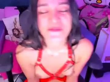Chaturbate Free Porn Cam of katiuska_doll_squirt