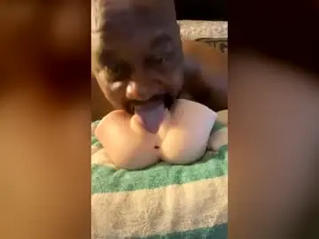 Chaturbate Free Live Porn of ivory1207