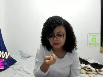 Chaturbate Best live sex cam show of bonnie_lam_