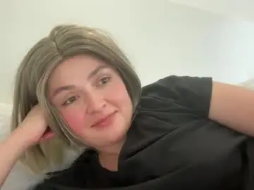 Chaturbate Live Sex Cam of emily_morning_dew