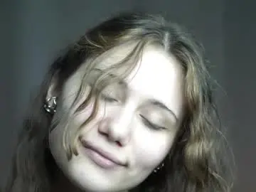 Chaturbate Live Sex Cam of cyndyvalerio