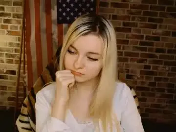 Chaturbate Nude Webcam of angelabunny_