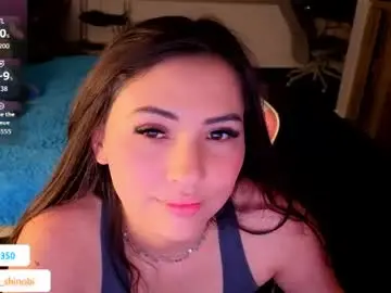 Chaturbate Live Sex Cam of madeleine_shinobi