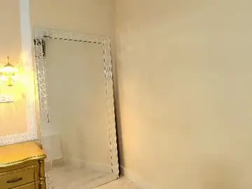 Chaturbate Watch Live Sex Cams of paulinekosh