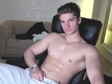 Chaturbate Sex Cam of maxkaiden
