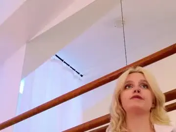 Chaturbate Live Sex Cam of sexxxsirens