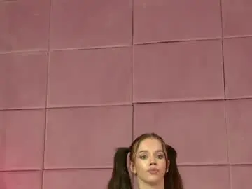 Chaturbate Best live sex cam show of lunnahayes
