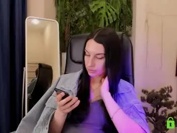 Chaturbate Watch Live Sex Cams of milana_miln