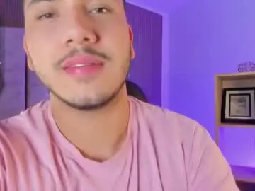 Chaturbate Free Live Porn of axel_grey_