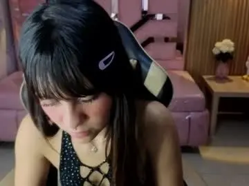 Chaturbate Live Sex Cam of isabeau_s