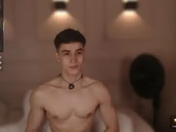 Chaturbate Nude Webcam of thomklein