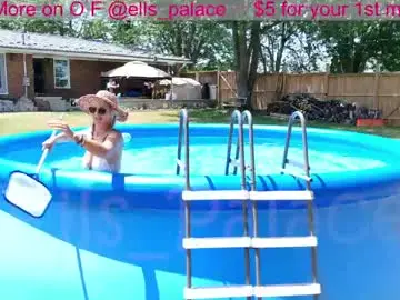 Chaturbate Live Sex Cam of ells_palace