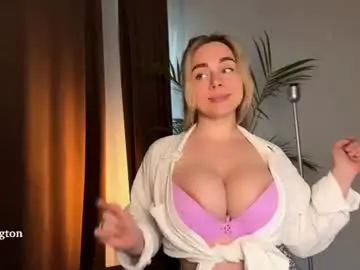 Chaturbate Nude Webcam of tatti_1