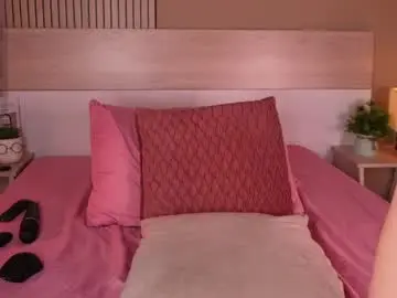 Chaturbate Adult Video Chat of red_doll__