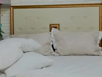 Chaturbate Watch Live Sex Cams of lilithvyre