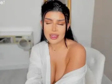 Chaturbate Adult Webcams of moniqueeass