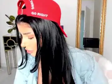 Chaturbate Free Porn Cam of moniqueeass