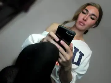 Chaturbate Watch Live Sex Cams of transnextdoor_