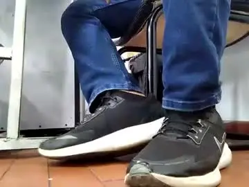 Chaturbate Private Sex Chat of waltherfeet_