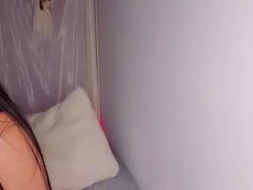 Chaturbate Live Sex of aili_queen