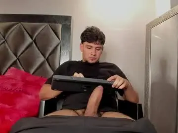 Chaturbate Sex Cam of valetino_stonee