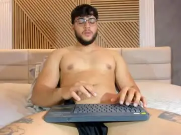 Chaturbate Sex Cam of mikefox__