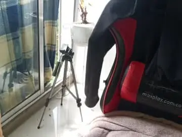 Chaturbate Sex Cam of adam_valencia