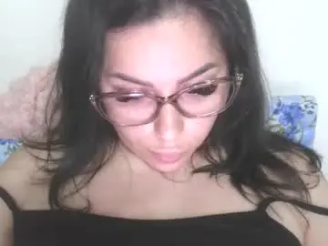 Chaturbate Adult Webcams of prettyjulliette