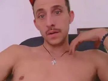 Chaturbate Watch Live Sex Cams of youknowwhoitis412
