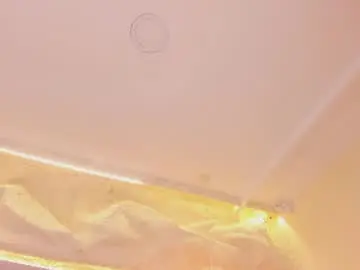Chaturbate Nude Webcam of isabella_daniell