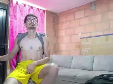 Chaturbate Free Porn Cam of jhosuamoore2