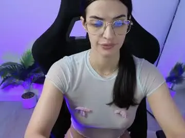 Chaturbate Live Sex Cam of alessyaaa