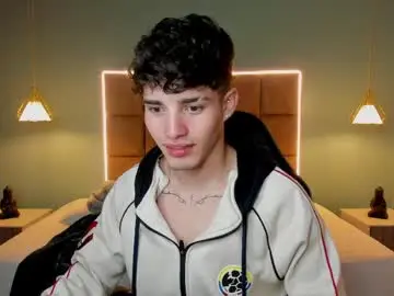 Chaturbate Private Sex Chat of alejootwink