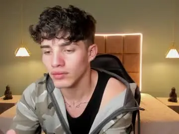 Chaturbate Sex Cam of alejootwink