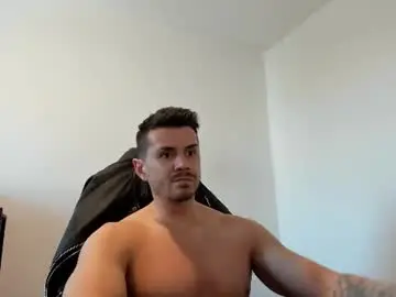 Chaturbate Live Sex Cam of alphagodleatherking92