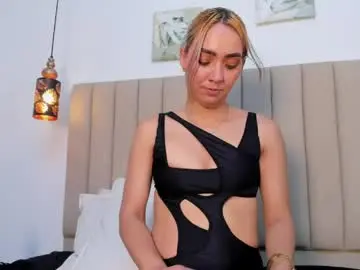 Chaturbate Nude Webcam of ashley_miller26