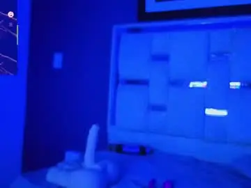 Chaturbate Watch Live Sex Cams of emilyy_cooperr