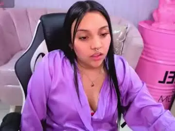 Chaturbate Live Sex Cam of lia_harper_t