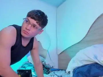 Chaturbate Free Live Porn of eytan_20