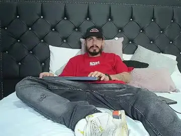 Chaturbate Watch Live Sex Cams of matthewcullenn