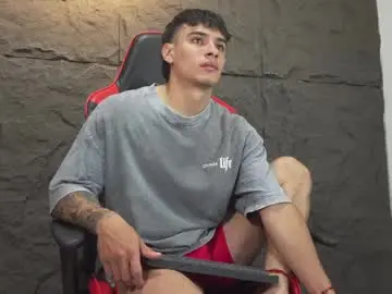 Chaturbate Best live sex cam show of joseph__boy